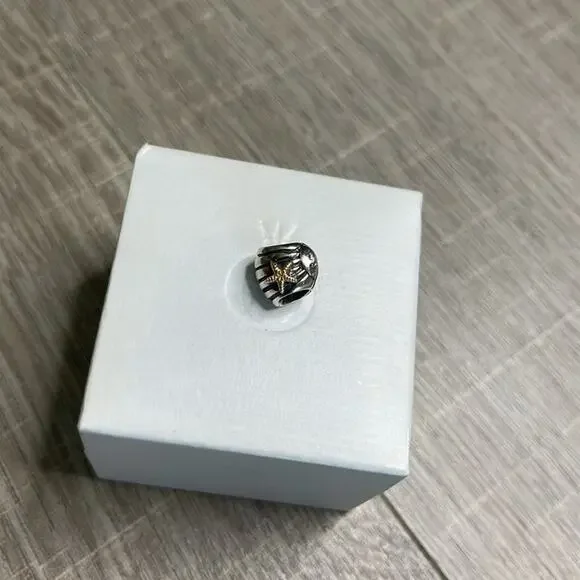 7 PANDORA Silver Bracelet Charms - Picture 11 of 16